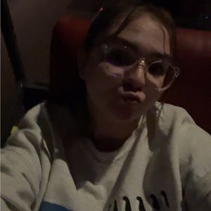 Meet your Posher, Lexi